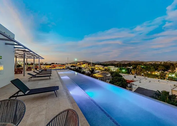 Сasa de vacaciones Downtown With Great Views, Shared Pool, Hot Tub, & Grill San José del Cabo