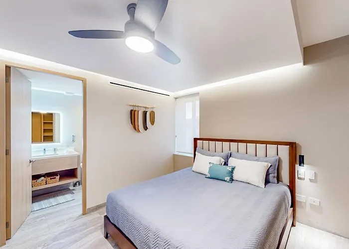 Downtown With Great Views, Shared Pool, Hot Tub, & Grill Сasa de vacaciones *